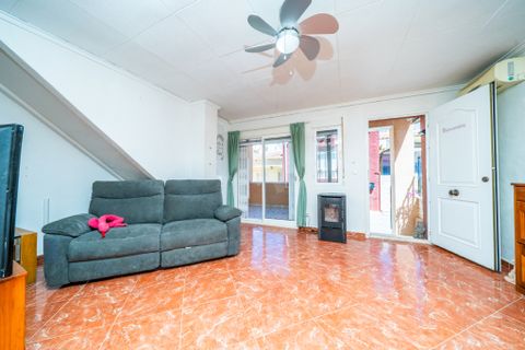Rækkehus i La Marina, Alicante, La Marina - € 124.000 | Ref: 6184 - foto 3
